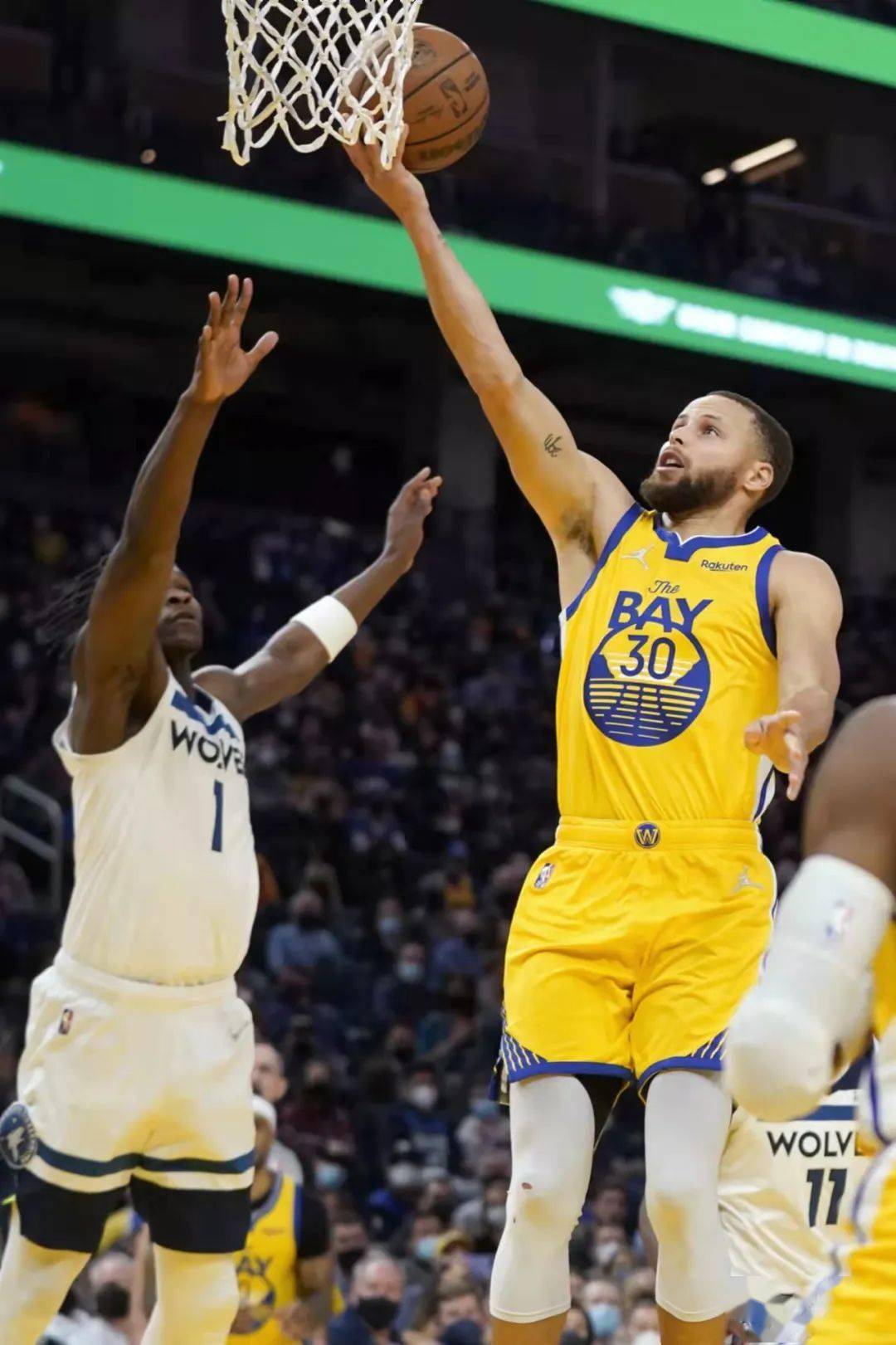 多米体育官网入口-埃因霍温发布备战花絮，赛前状态回暖，NBA总决赛任务艰巨，高层口径保持一致的简单介绍