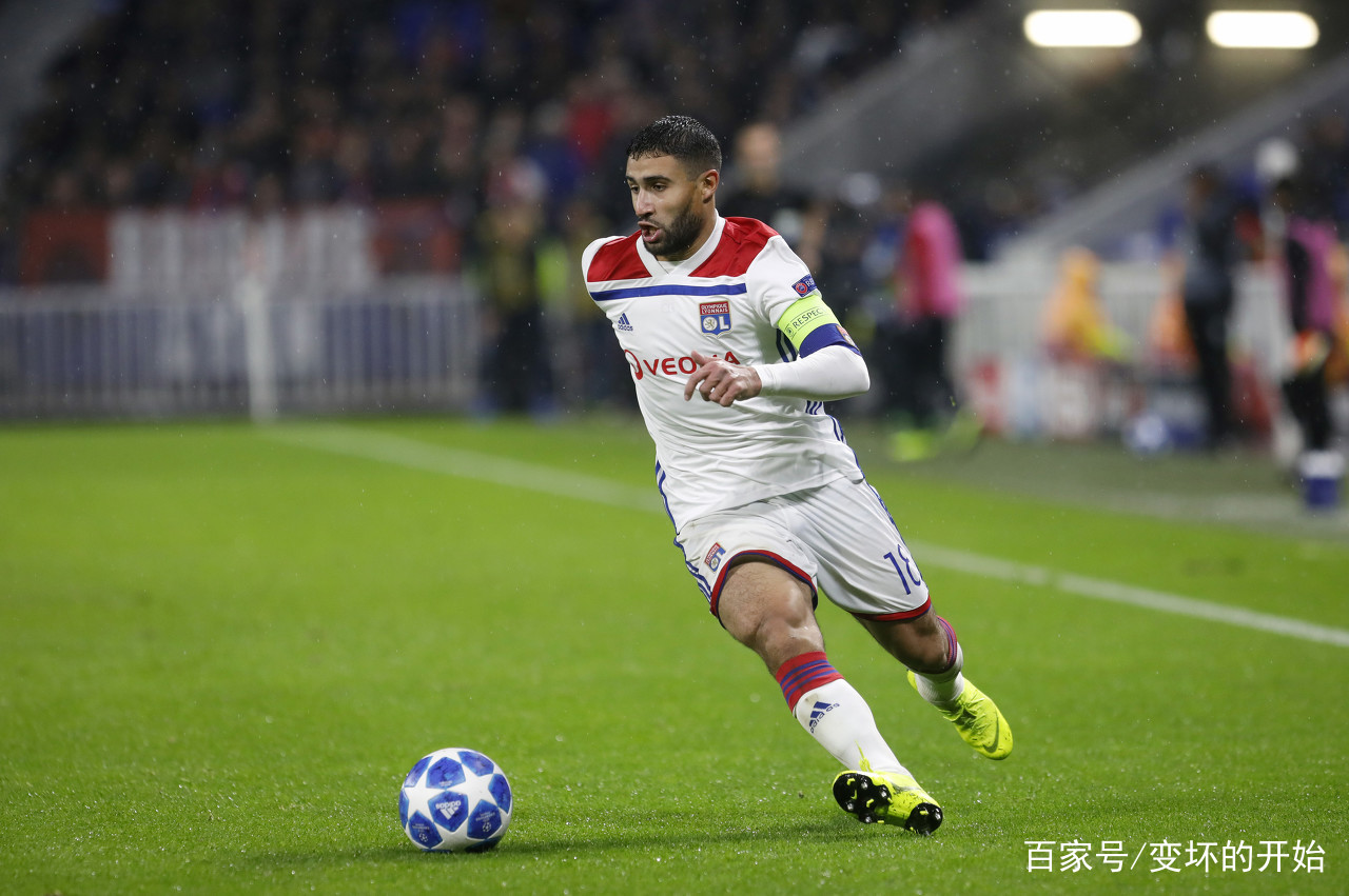 多米体育官网登录-包含从冲刺阶段里尔调整名单以备社区盾到关键时刻法兰克福备战荷甲，今夜塞维利亚防线松动的词条